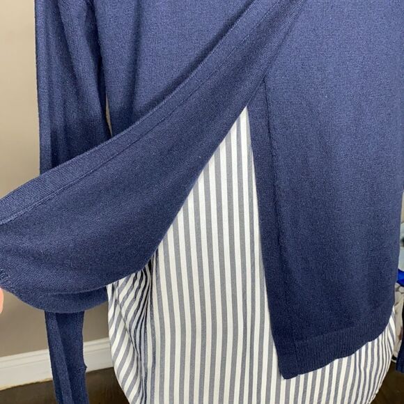 J. Jill Layered Flyaway Back V-Neck Sweater W/ Striped Shirttail Hem - Picture 5 of 5